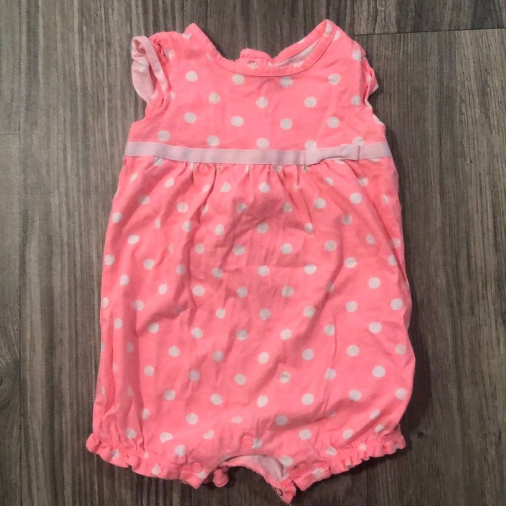 Carter girls Size 9 months romper